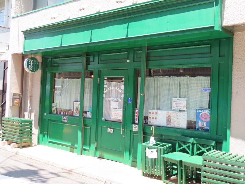 店舗入り口