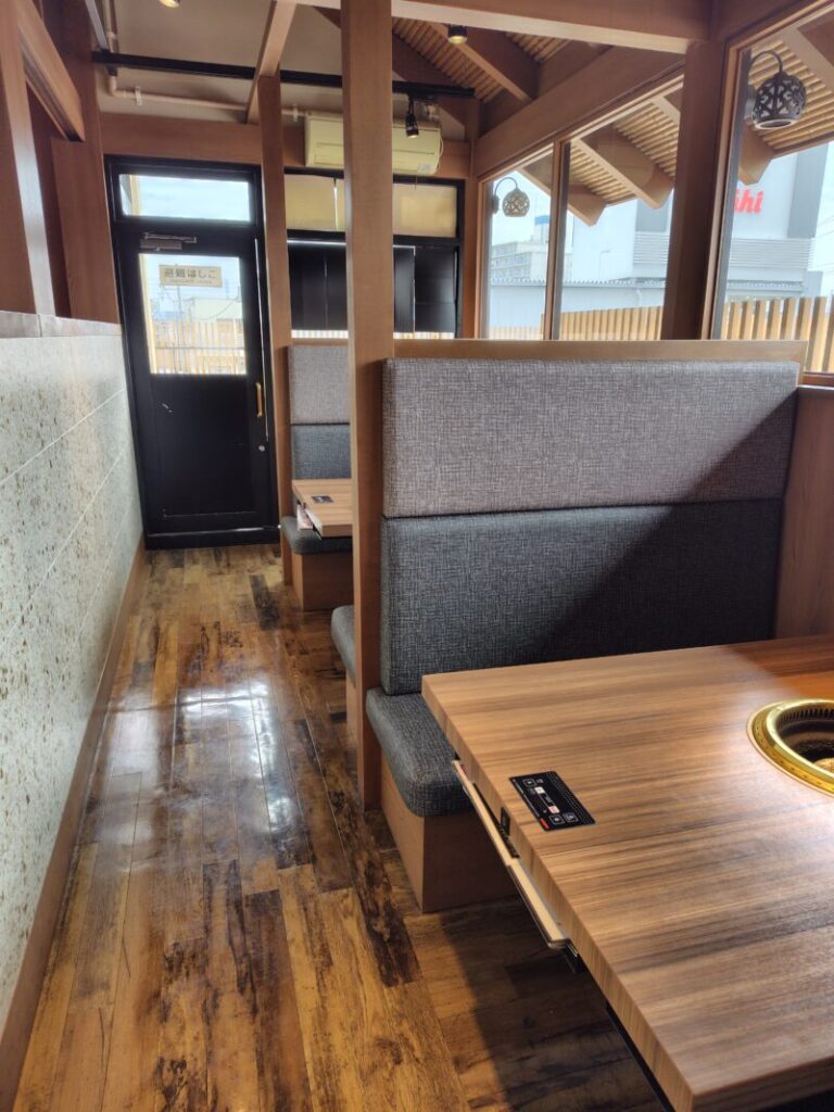 店の中